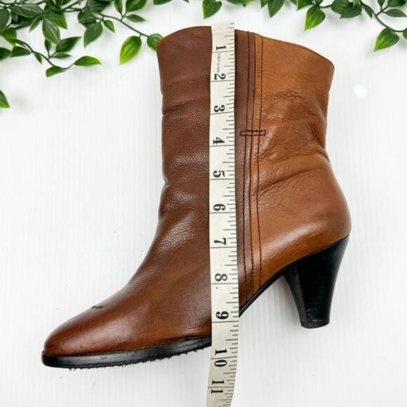 Frye Lisa Women's Foldover Short Boot Brown Leather Heeled Booties 7.5 - Picture 12 of 14